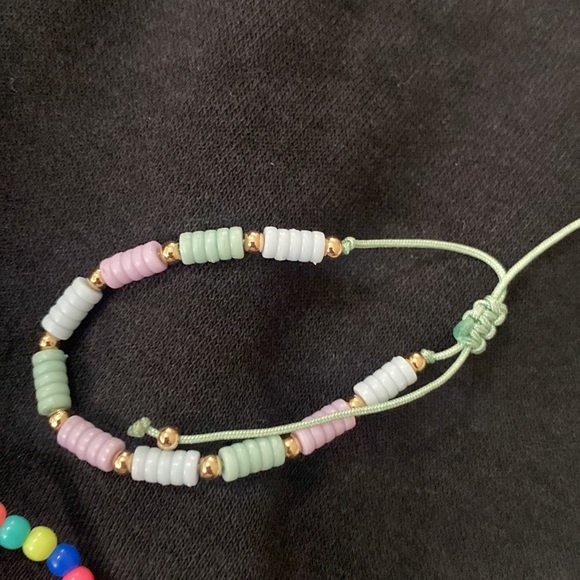 Bundle of 2 Girls Bracelets - Picture 3 of 3